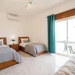 Apartment Maray Near Porto De Mos And Dona Ana