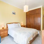 Apartment Maray Near Porto De Mos And Dona Ana *