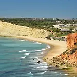 Apartment Maray Near Porto De Mos And Dona Ana *