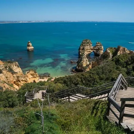 Maray Near Porto De Mos And Dona Ana Apartment