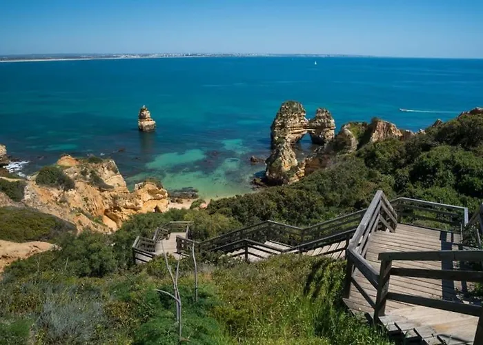 Maray Near Porto De Mos And Dona Ana アパート
