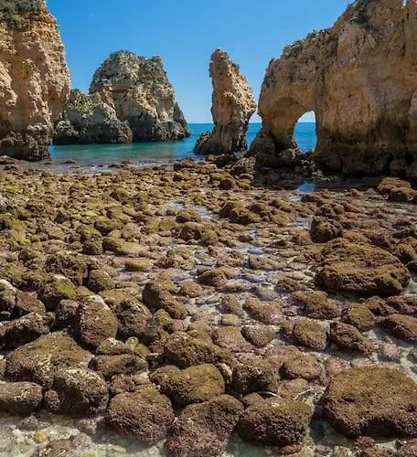 Maray Near Porto De Mos And Dona Ana
