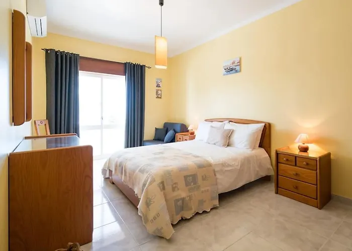 Apartman Maray Near Porto De Mos And Dona Ana *