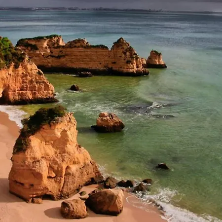 Maray Near Porto De Mos And Dona Ana Lagos