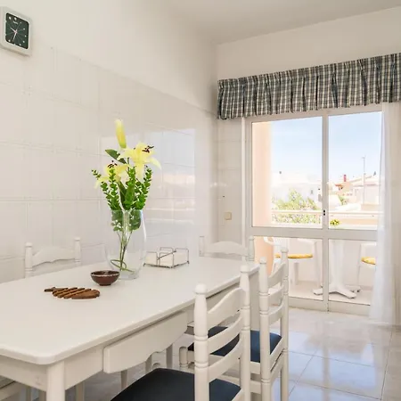 Maray Near Porto De Mos And Dona Ana Apartment Lagos