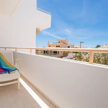 Apartment Maray Near Porto De Mos And Dona Ana *