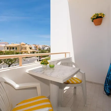 Maray Near Porto De Mos And Dona Ana Apartment